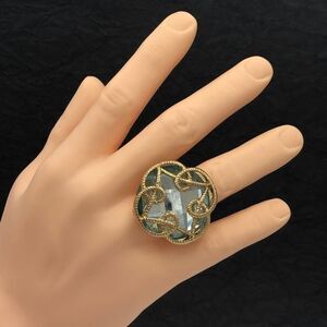 Light Green Statement Cocktail Stretch Ring